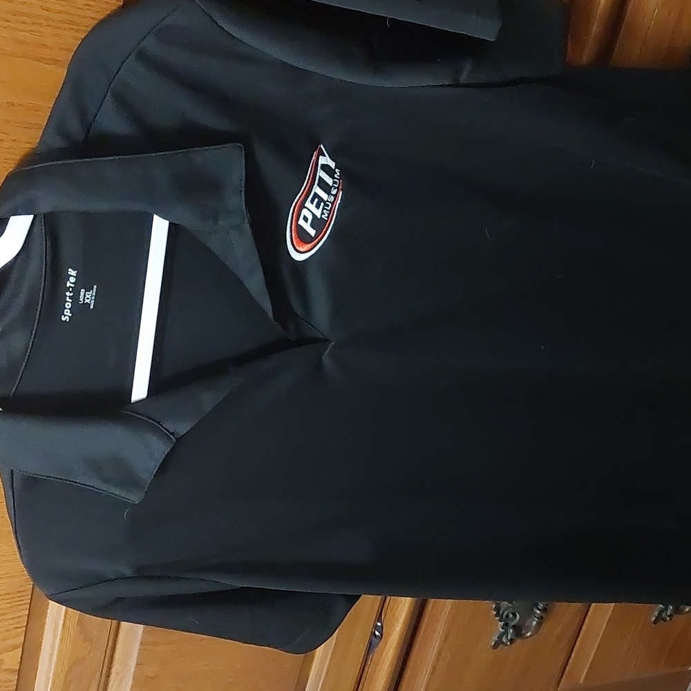 Petty Motorsports Ladies V neck polo, black,  size xxl
